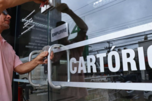 Cartórios registraram mais mortes e menos nascimentos pela primeira vez no país