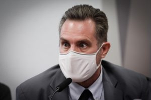 Davati recua e diz que denunciante negociou vacinas com governo