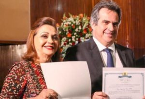 Mãe e suplente de Ciro assume cadeira no Senado