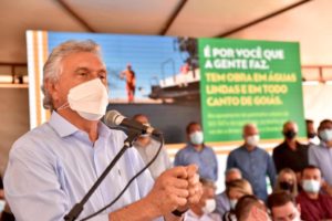 Caiado entrega restauração da GO-225