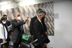 Roberto Dias tem dossiê para se blindar contra Centrão e Ministério da Saúde