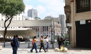 SP autoriza eventos após 80% da população vacinada contra Covid-19