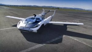 Carro voador completa voo de teste de 35 minutos entre cidades da Eslováquia