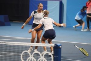 Guerreiras do tênis trazem bronze histórico para o Brasil