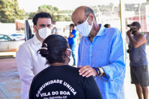 Moradores da Vila do Boa comemoram internet gratuita