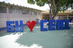 Ensino médio volta com atividades presenciais na segunda-feira (23)
