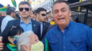 Bolsonaro diz que “não existe” chance de ser preso
