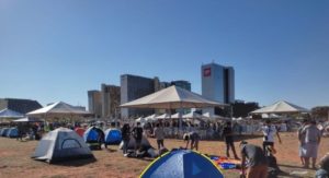 Índios chegam a Brasília para manifestação “Luta pela Vida”