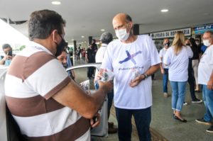 Vote em um dos nomes Kinho, Alkin e AlcoolGelson para o mascote do Comitê Todos Contra a Covid