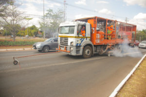 Pintura nova em 144 km de rodovias do DF