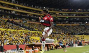 Flamengo derrota Barcelona e faz final com o Palmeiras