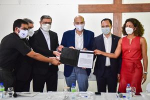 GDF entrega termo de uso a instituições na Vila Planalto