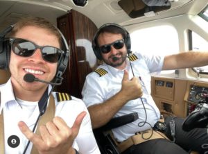 VÍDEOS: Avião cai em Piracicaba-SP e sete pessoas morrem, segundo bombeiros