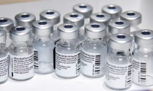 Pfizer entrega 8,97 milhões de novas doses ao Brasil