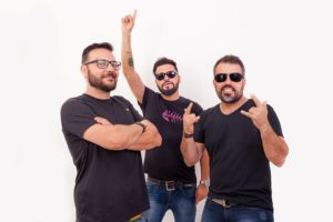 Bloco Eduardo e Mônica agita o domingo dos brasilienses