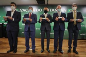 Governadores justificam compra de vacinas do Instituto Butantã