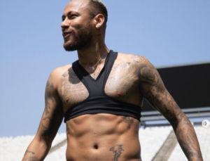 Lentidão de Neymar é provocada pela falta de ritmo, diz preparador físico