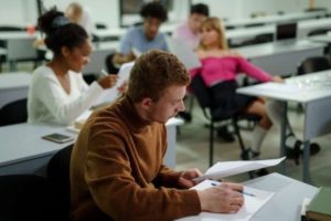 Instituto Êxito e Unesco levam lições de empreendedorismo a estudantes