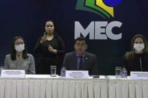 Mec lançou uma formação para professores da educação infantil