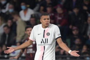 Mbappé faz revelação sobre janela de transferência: ‘Pedi para sair’