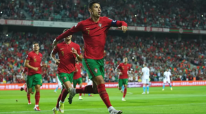 CR-7 faz três em seleção que mais tomou gol de Portugal