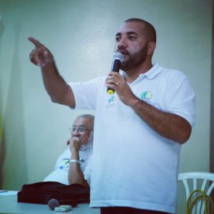 Hamilton, de Samambaia, tem 23 anos de trabalho social, quer a união de lideranças das comunidades