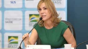 “Capitã Cloroquina” volta a agir em programa com salários de ate R$ 35 mil