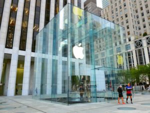 Covid-19 provoca fechamento de lojas da Apple