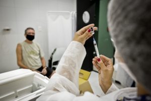 Brasil recebe mais 2,1 milhões de doses de vacinas da Pfizer