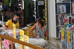 Atenção: Vagas para vendedores estão em alta