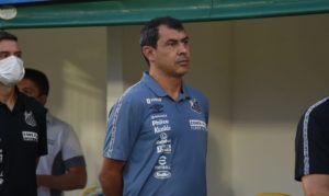 Santos anuncia saída de Fábio Carille antes de clássico pelo Paulistão