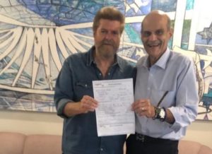Paco recebe filiação de Edimar Pireneus