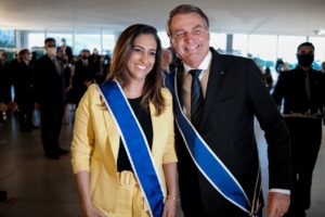 Além de Ibaneis, Flávia Arruda conta com apoio de Bolsonaro ao Senado