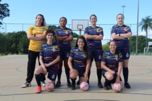 Time de futebol feminino da PMDF doa sangue ao Hemocentro