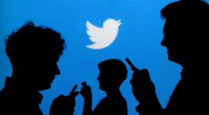 Bilionário Elon Musk compra o Twitter por US$ 44 bilhões