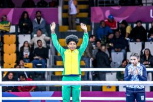Após prata olímpica, Brasil estreia quarta em Mundial de Boxe Feminino