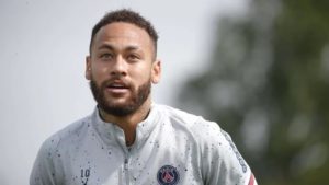 Neymar ganha nota 9 e elogios de jornal francês: “Jogador único”