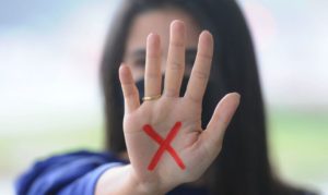 Campanha “Mulher, não se Cale!” leva conscientização sobre violência de gênero ao metrô do DF