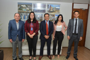 Diretor regional do Sesc-DF recebe visita da administradora do SIA