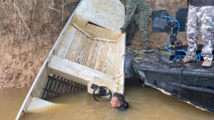 Lancha usada por Bruno Pereira e Dom Phillips é localizada na Amazônia