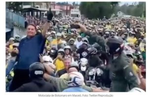 Jair Bolsonaro atrai multidão com motociata em Maceió. Veja o vídeo