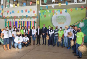 Mesa Brasil Sesc DF complementa refeições de mais de dois mil alunos