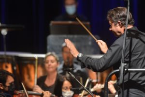 Orquestra Sinfônica do Teatro Nacional emociona público do Sesc Gama