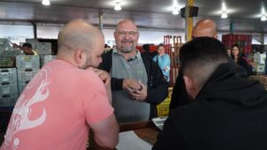 Tabanez visita à feira do produtor em Ceilândia
