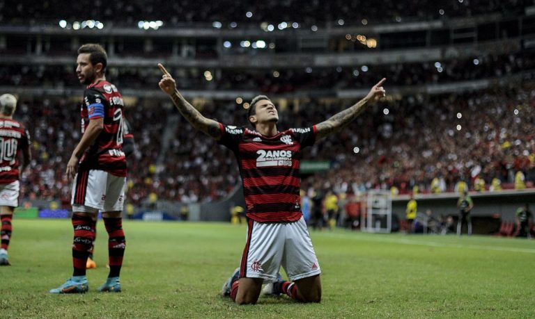 Corinthians perde para o Flamengo