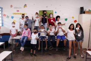 Projeto leva arte e natureza para escola no Varjão