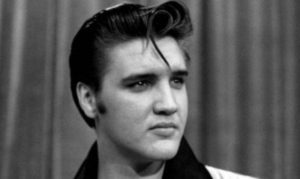 Morte de Elvis Presley, há 45 anos, ainda mexe com imaginário dos fãs