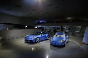 Porsche cria versão especial do 911 baseada em personagem do filme Carros