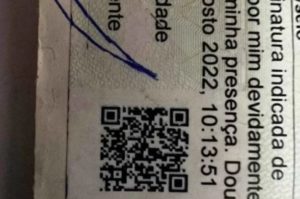 Golpistas fraudam documentos com QR Code que direciona para música dos anos 80