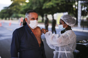 Feriado terá ponto de vacinação contra Covid-19 na Rodoviária até as 16h